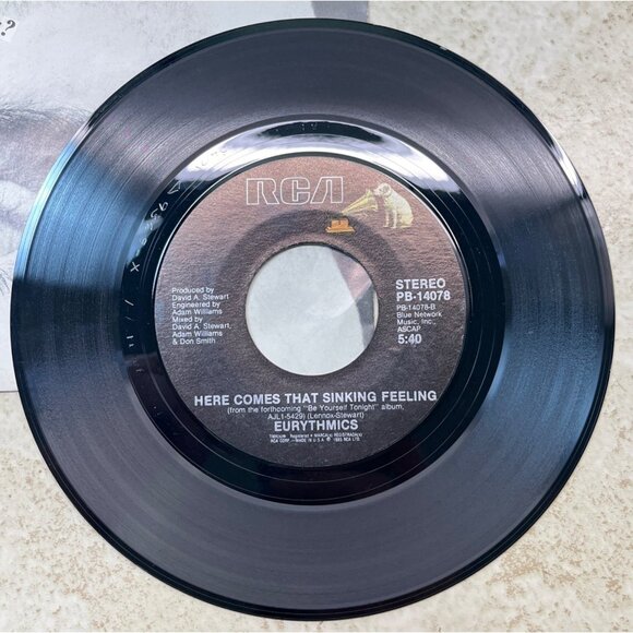 Eurythmics Would I Lie to You / Here Comes That 45 Rock Pop RCA + Picture Sleeve - Picture 6 of 8